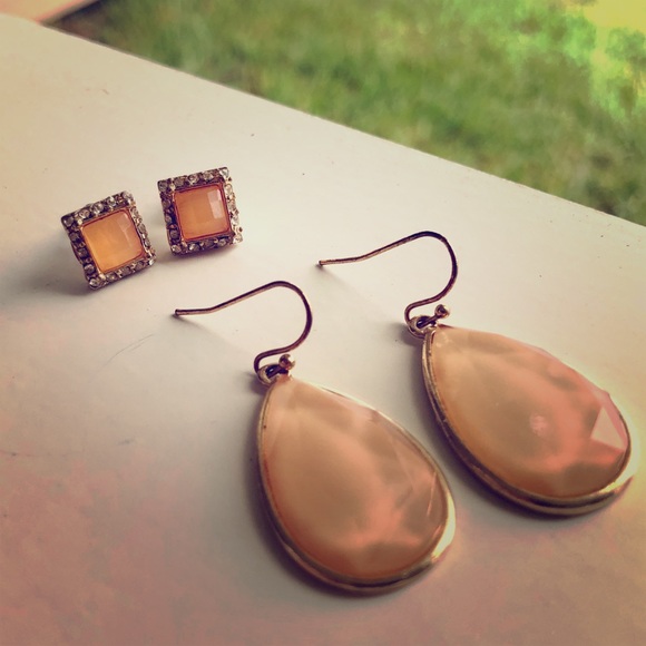 Jewelry - 💥SOLD💥😃 F21 STUD & DANGLY EARRINGS